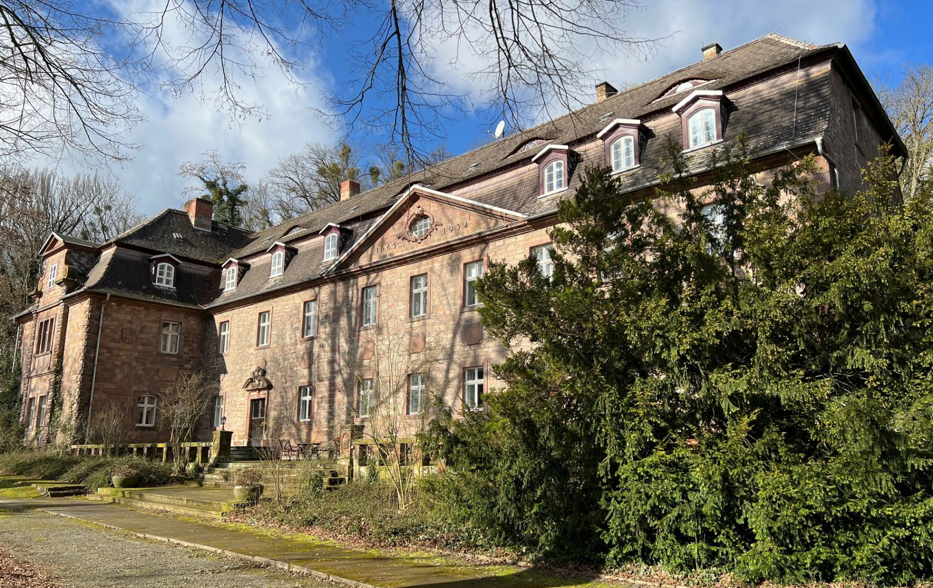 Schloss Zingst Ferienwohnungen
